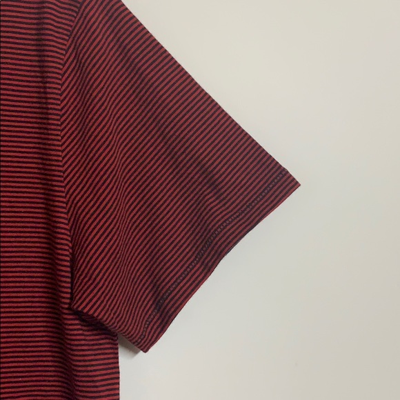 BUNDLE 2 ITEMS FOR $10 Levi’s Black and red stripped shirt size medium - Picture 5 of 9